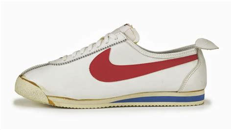 first ever nike shoes|what year was nike founded.